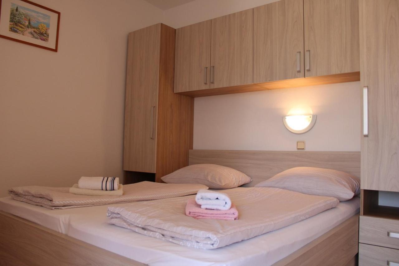 Apartmani Sanjin Tariba Supetarska Draga Ngoại thất bức ảnh