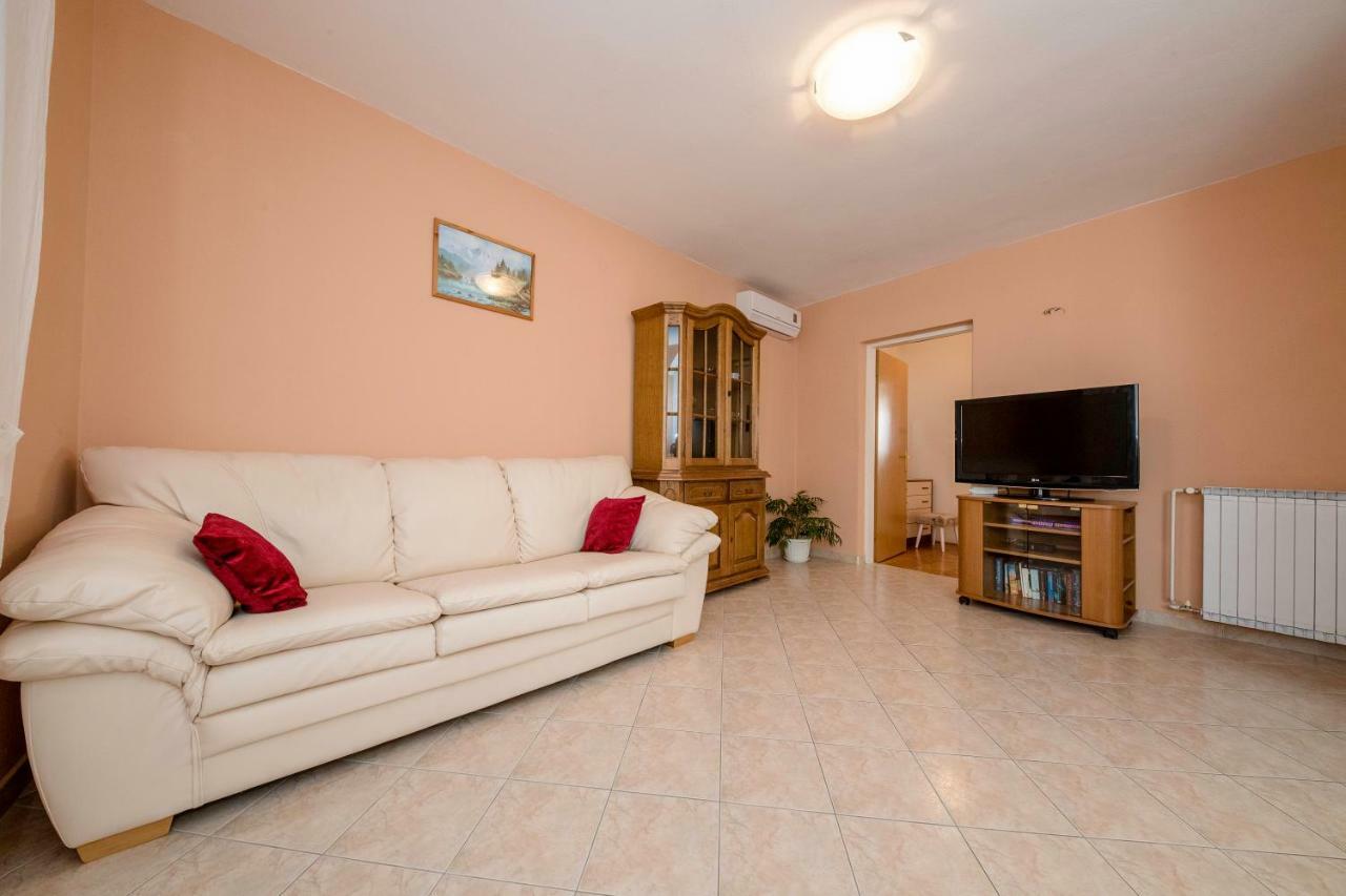 Apartmani Sanjin Tariba Supetarska Draga Ngoại thất bức ảnh