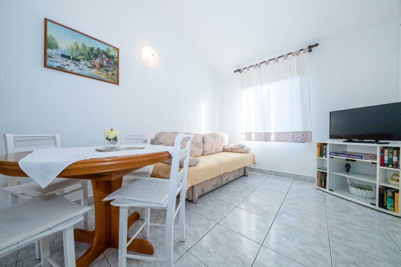 Apartmani Sanjin Tariba Supetarska Draga Ngoại thất bức ảnh