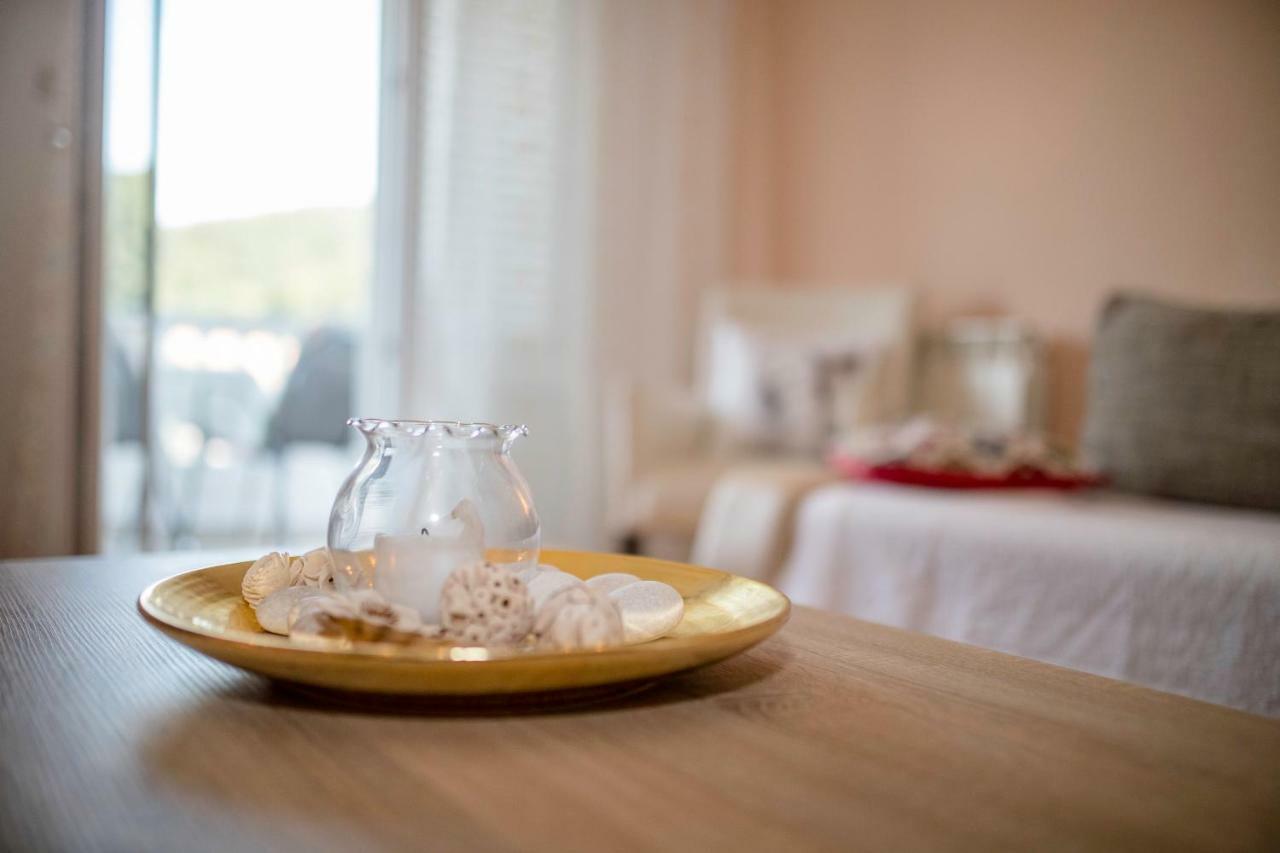 Apartmani Sanjin Tariba Supetarska Draga Ngoại thất bức ảnh