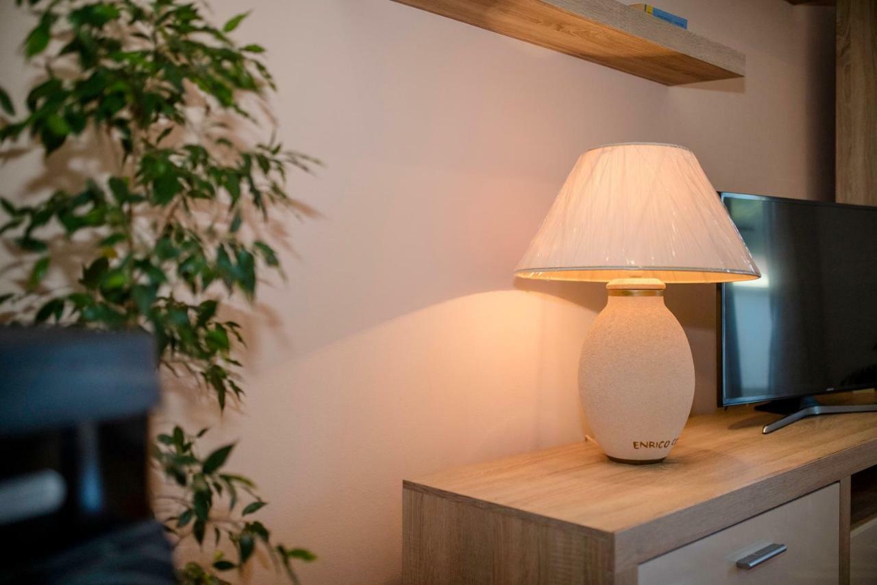 Apartmani Sanjin Tariba Supetarska Draga Ngoại thất bức ảnh